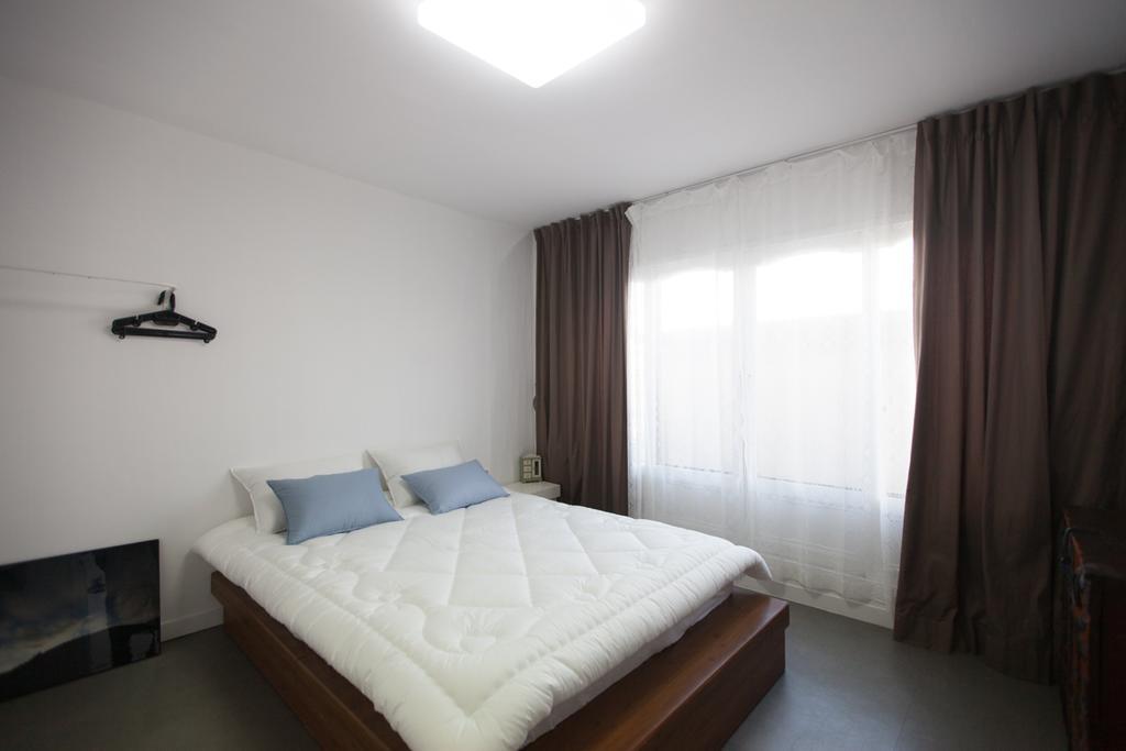 Choonhee Pension Jeju Exterior photo